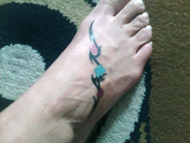 Szavazz 2009 legjobb lábtetoválására 7 jade tattoo 01