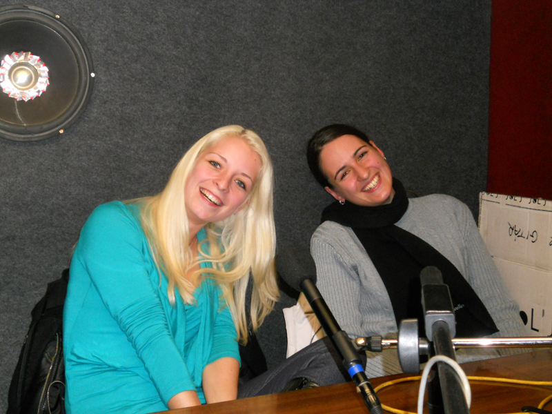 Vasmacska zenekar: Koós Ilona Mónika, Balog Anita