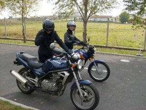 edina motorozni tanul 4 2