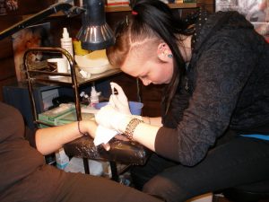 Tóth Tamara Cápi a piercer