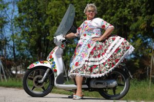 szabo eva kalocsai robogo 4