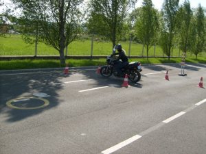 Edina Motorozni tanul