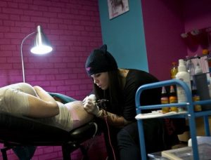 Krizsan-Lili-Wonderland-Tattoo