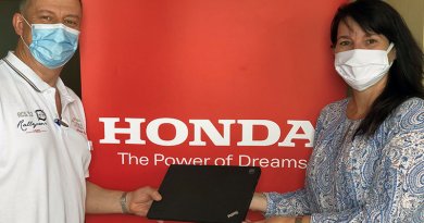 Számítógépeket ajándékozott a Honda a Jahn Ferenc Dél-pesti Kórháznak