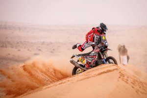 Dakar 2021 finish 01