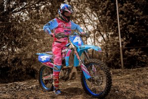 Gál Lili #4 motokrossz versenyző