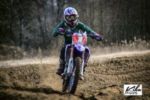 Gál Lili #4 motokrossz versenyző