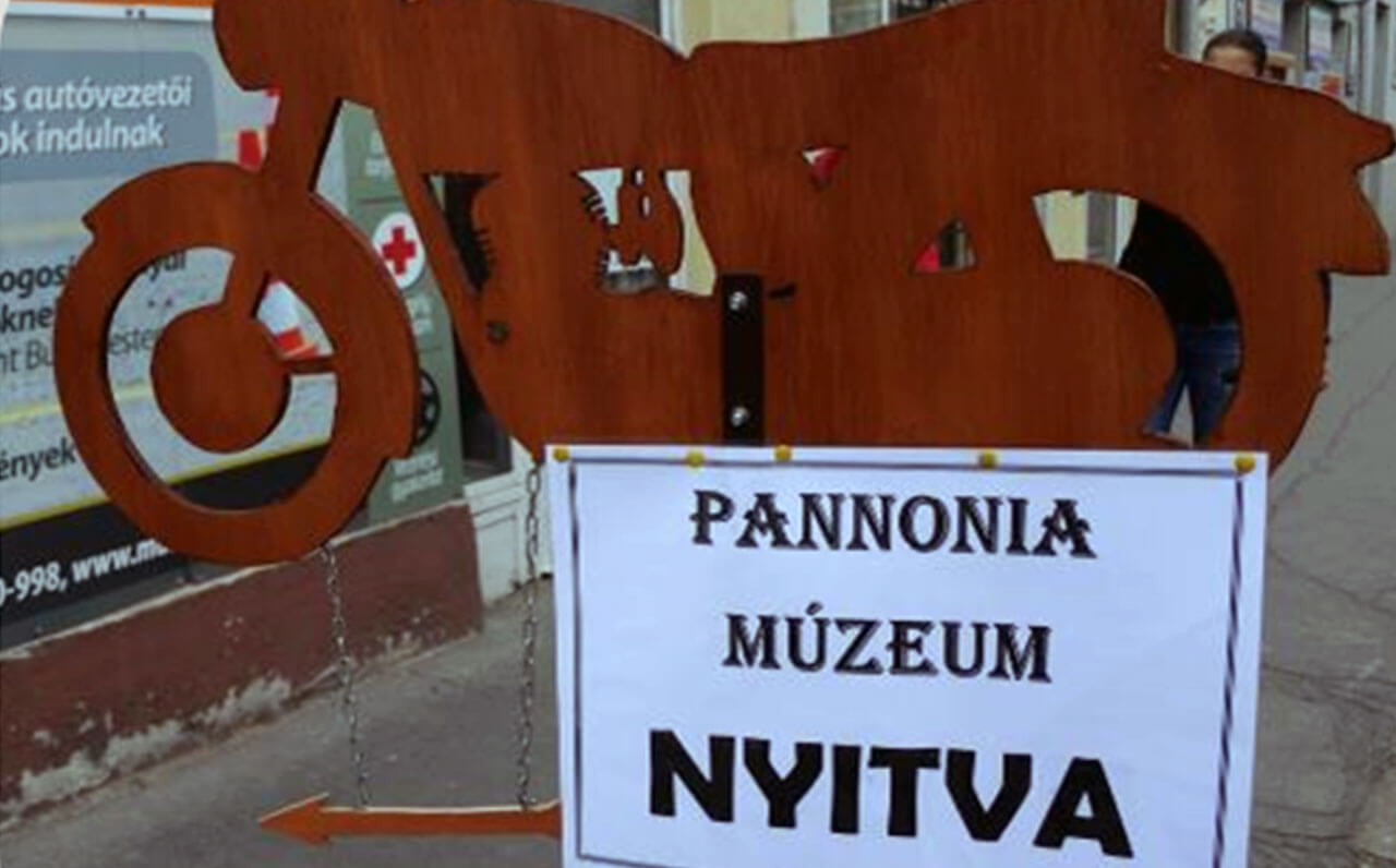 Újra nyit a Pannónia Motormúzeum Balassagyarmaton