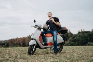 Ajándék B125-ös jogosítvány elektromos robogókhoz