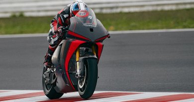 Ducati V21L elektromos motorkerékpár