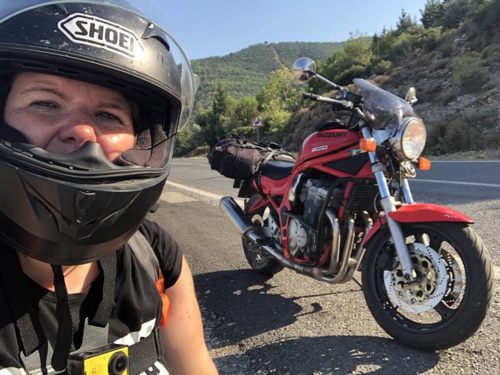 Török motoros túra egyedül 2. rész: az autópályán egyáltalán nem volt unalmas az út 4 Törökország motoros túra egyedül Kovács Judit Tímea