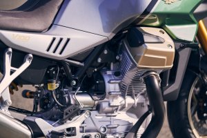 Moto Guzzi V100 mandello 2022