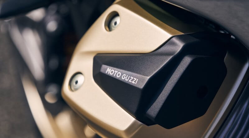 Moto Guzzi V100 mandello 2022