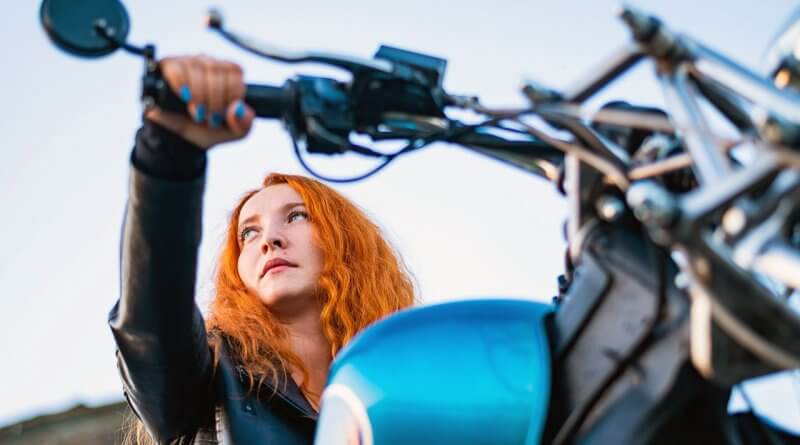 Több motoros nő szerzett jogosítványt, mint férfi