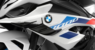 BMW S 1000 RR 2023 szupersport