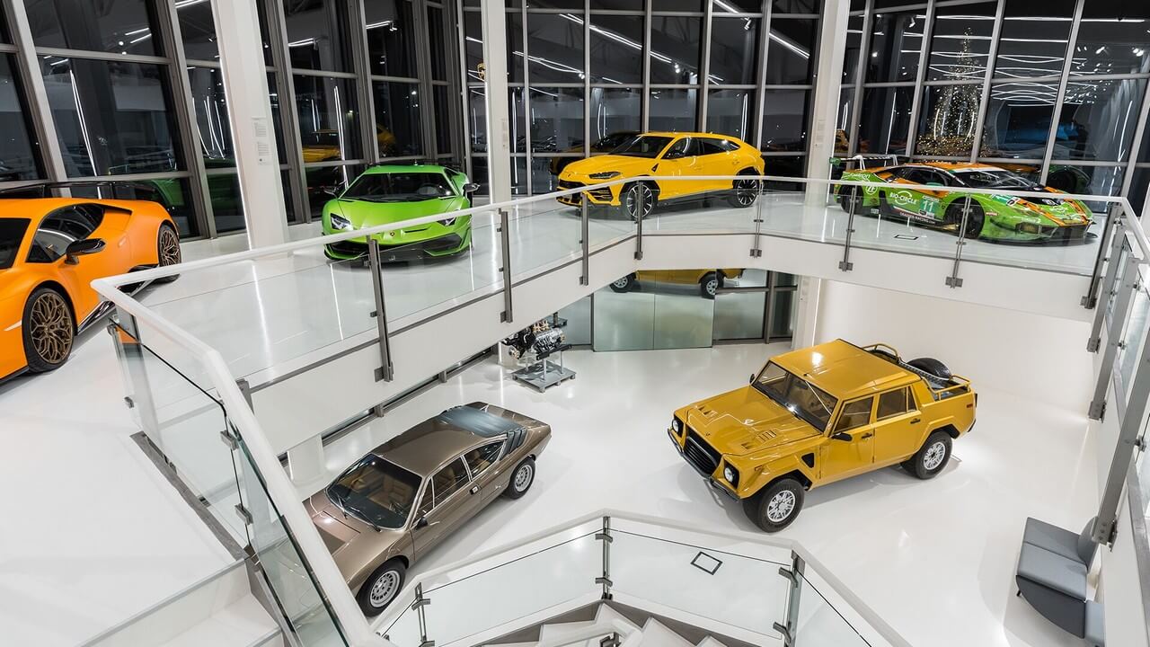 Borgo Panigale Experience Lamborghini múzeum 2023