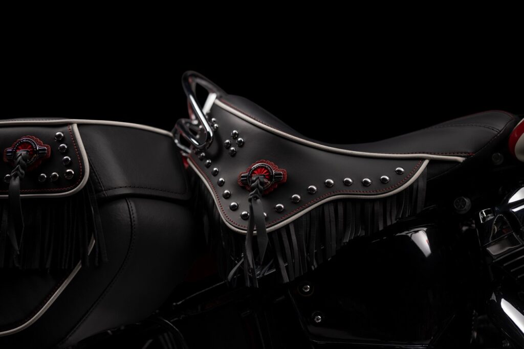 Harley-Davidson Icons motorkerékpár kollekció: Hydra-Glide Revival modell