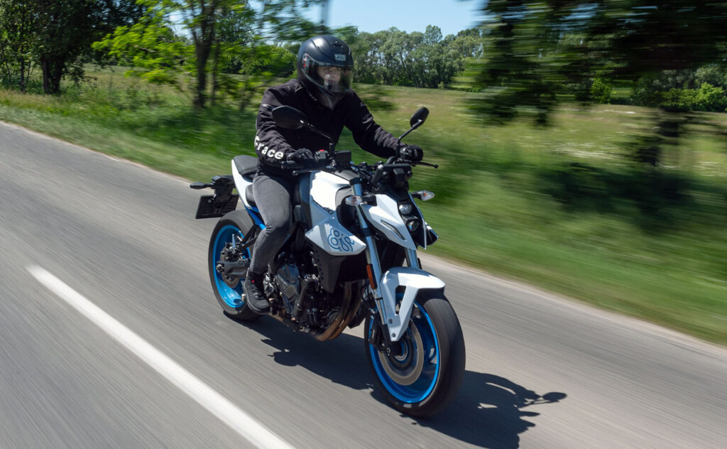 A huligán Alien: Suzuki GSX8S