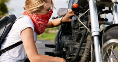 Hölgyek motoron egy vagány szakma nyomában, motorszerelő