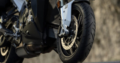 Bridgestone BATTLAX SPORT TOURING T33