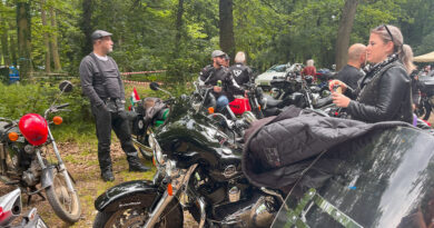 Családias hangulatú motoros találkozó a Szajki tavaknál