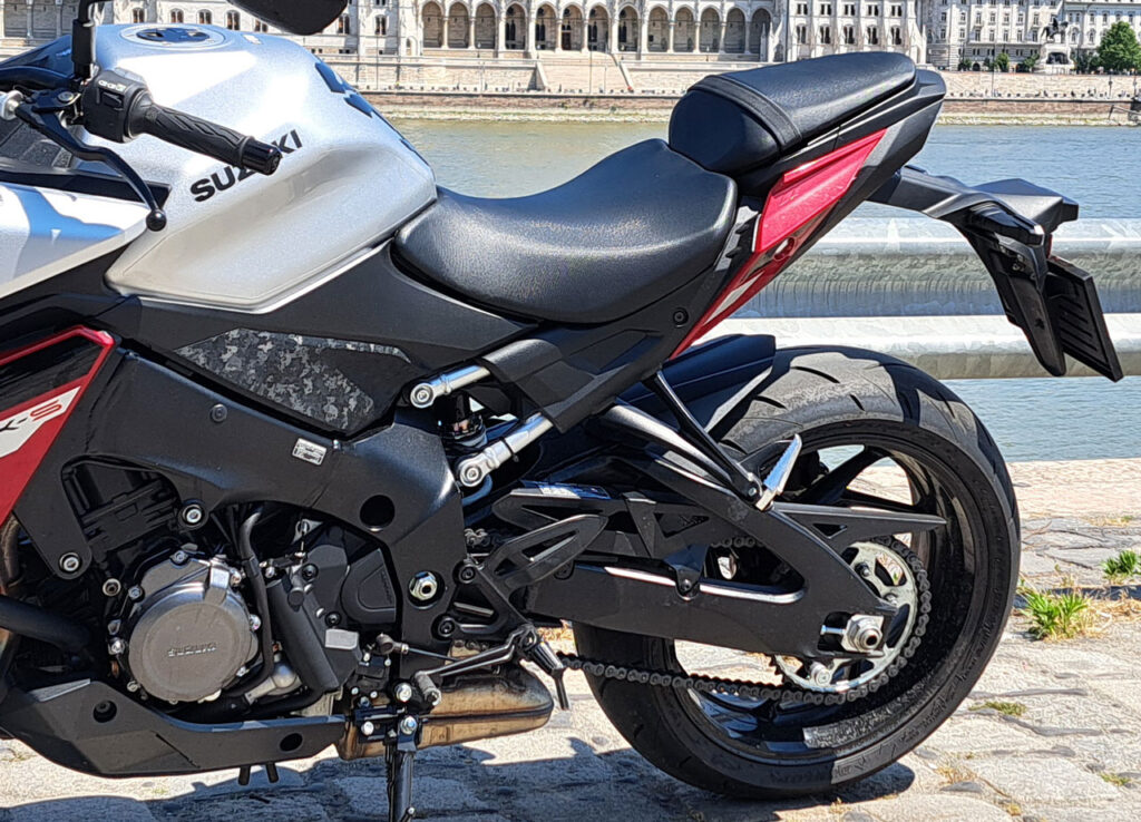 Vad streetfighter új köntösben: Suzuki GSX-S1000 Teszt 2025