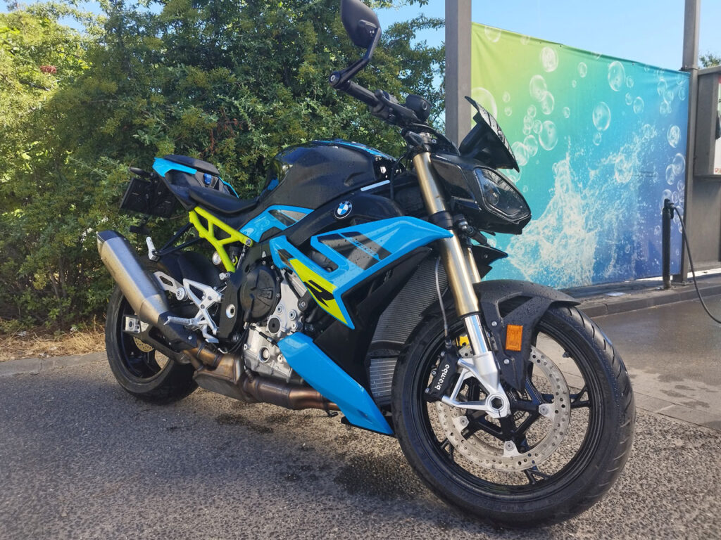 BMW S1000R 2025 motorteszt