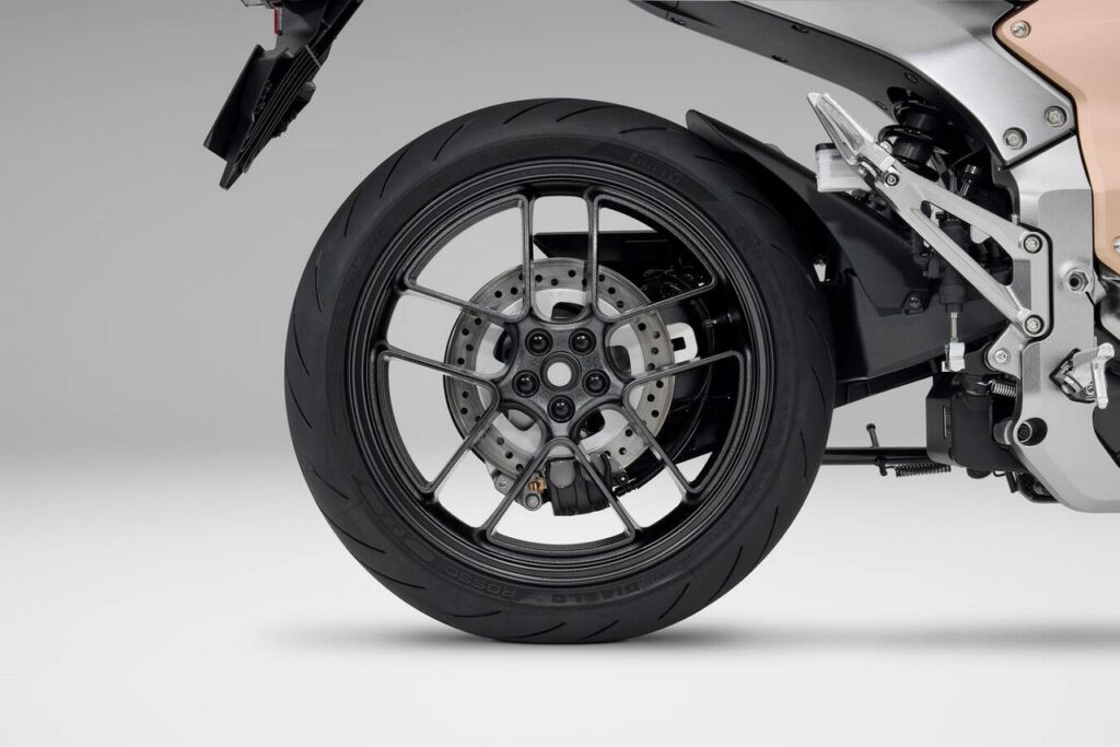 Honda WN7 elektromos motorkerékpár