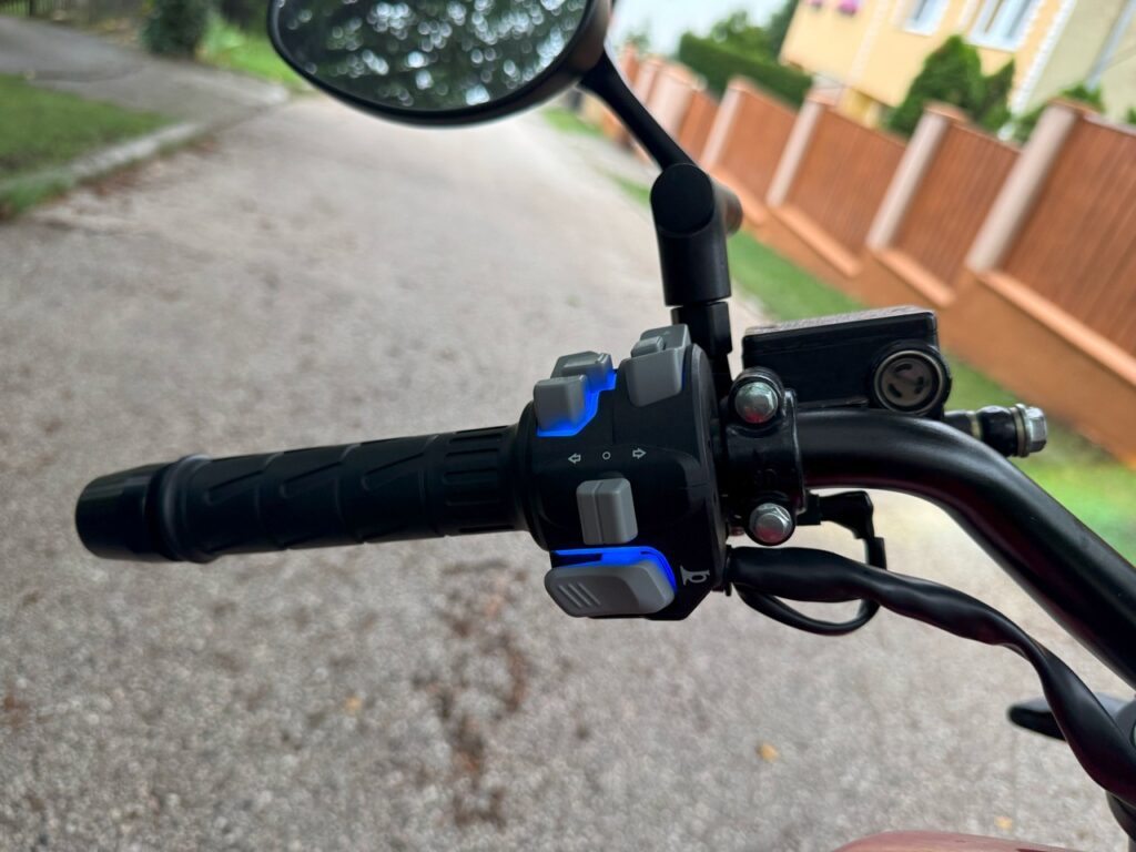Rezon Bohemia elektromos motor teszt