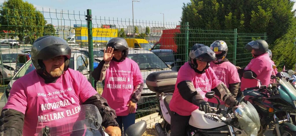 Motorral a mellrák ellen motoros felvonulás 2025