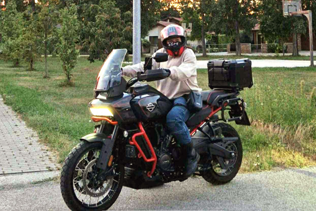 Harley-Davidson Pan America CVO 2025