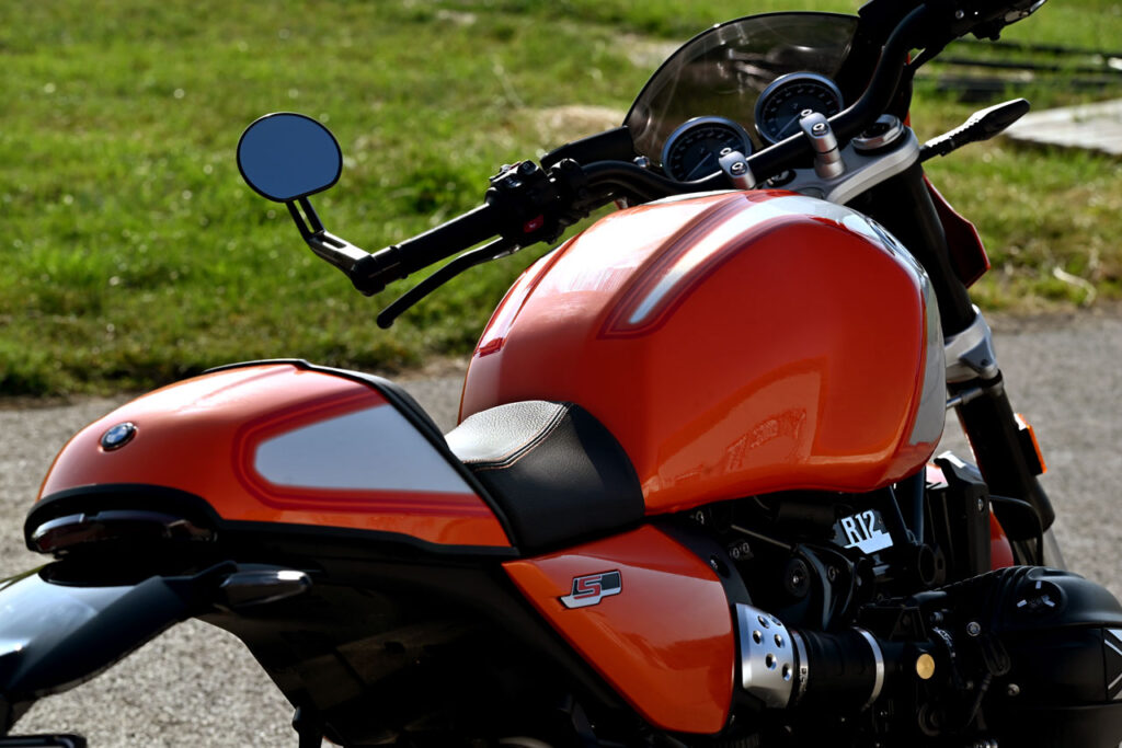 Minden kanyar egy új történet: BMW R 12 S 2025 teszt - VIDEÓVAL!!!