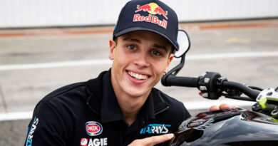 A Triumph Motorcycles és a MotoGP bemutta a két új Triumph Triple Trophy nyereménymotort