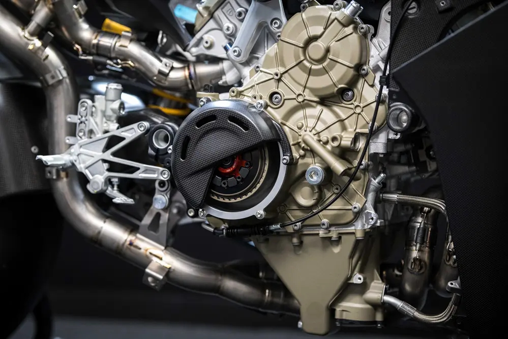 Ducati Superleggera V4 Centenario – amikor a „túl sok” még mindig nem elég