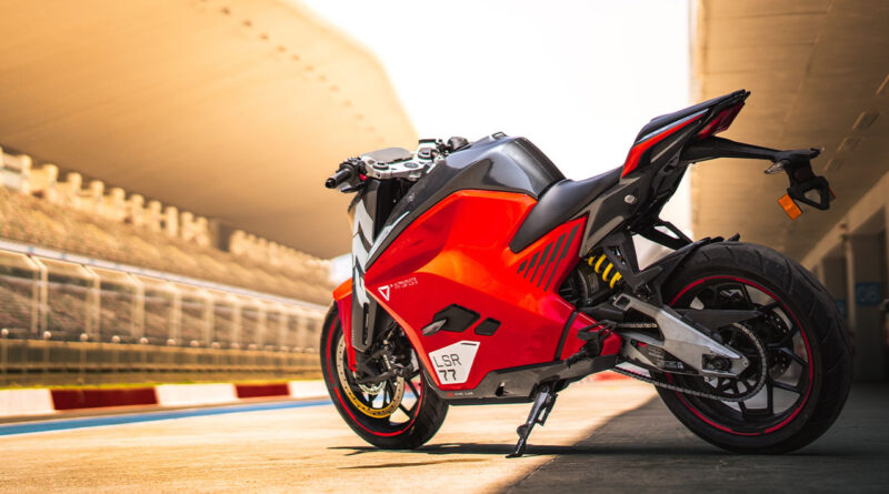 India high-tech villámcsapása: megérkezett az Ultraviolette Magyarországra