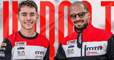 A Révész Racing támogatott versenyzője a JuniorGP Világbajnokságban és a Red Bull Rookies Cup Világkupában indul 2026-ban!