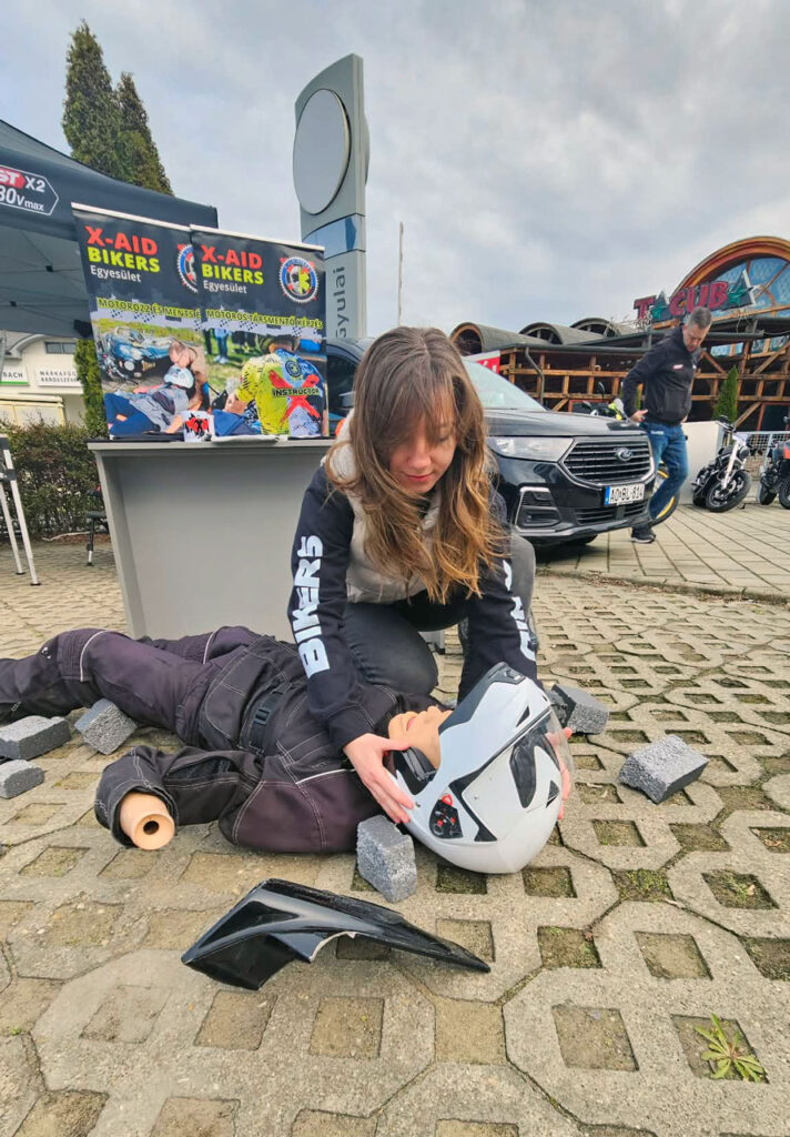 Mit tegyél, ha motoros balesetet látsz? – interjú az X-AID Bikers csapatával