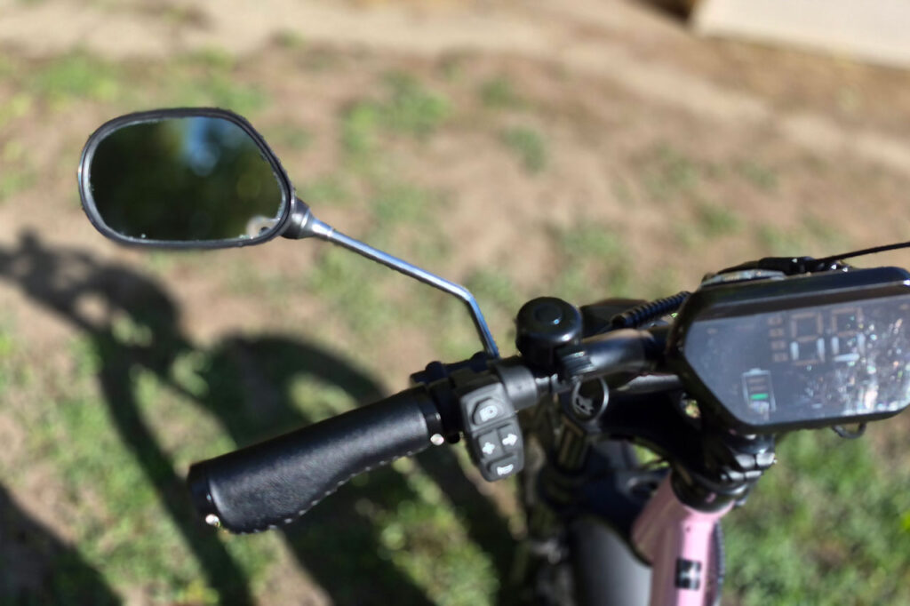 AVDLBIKE T7 elektromos bicikli első benyomások – amikor a városi bringa és a tank szerelemgyereke megszületik