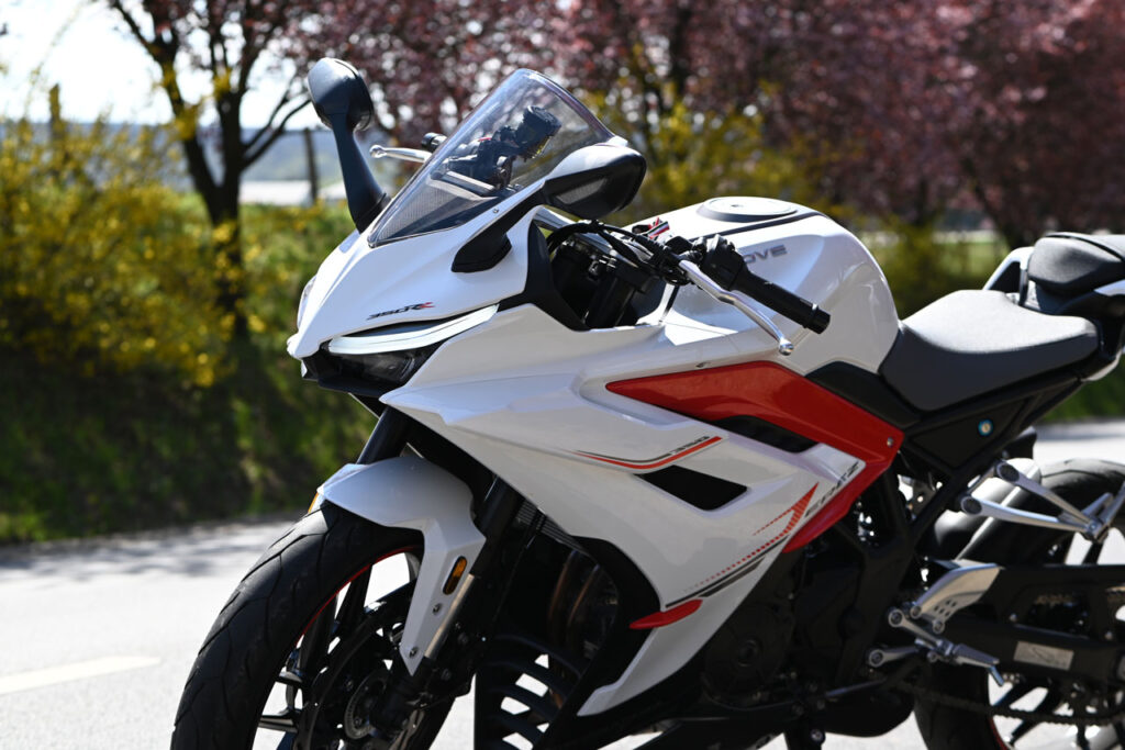 Kove 350 RR 2026 teszt – a Fényfúria - VIDEÓVAL!!! 6 Kove 350 RR 2026 teszt – a Fényfúria